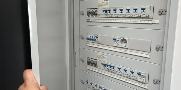 Sicherheitsbeleuchtung für Betriebe